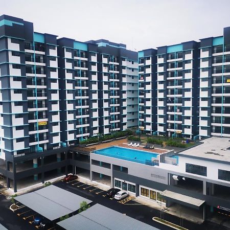 Ferienwohnung Zamrud Residensi Kajang Exterior foto